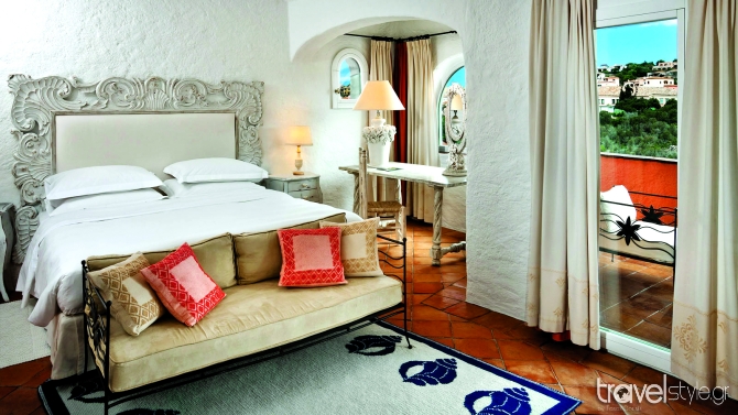 Premium-Suite-Bedroom