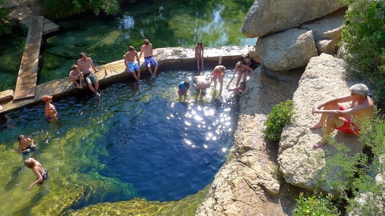 jacobs-well-96_0