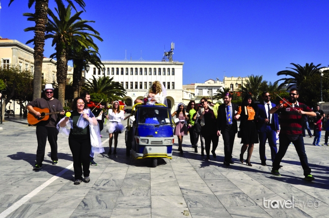 Ψάχνεις που θα πας φέτος τις Απόκριες; Αυτά είναι τα καλύτερα καρναβάλια σε όλη την Ελλάδα!