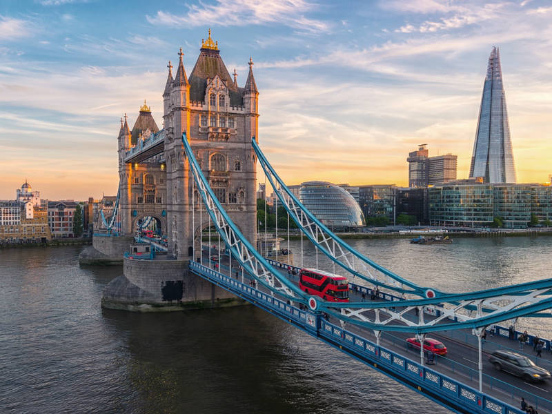Λονδίνο γέφυρα προσφορά με ryanair για ταξίδι
