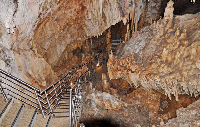 Σπήλαιο Κουτούκι, Παιανία