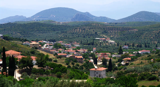 Ωραία μυστικά χωριουδάκια για την Καθαρά Δευτέρα μόλις δύο ωρίτσες από την Αθήνα