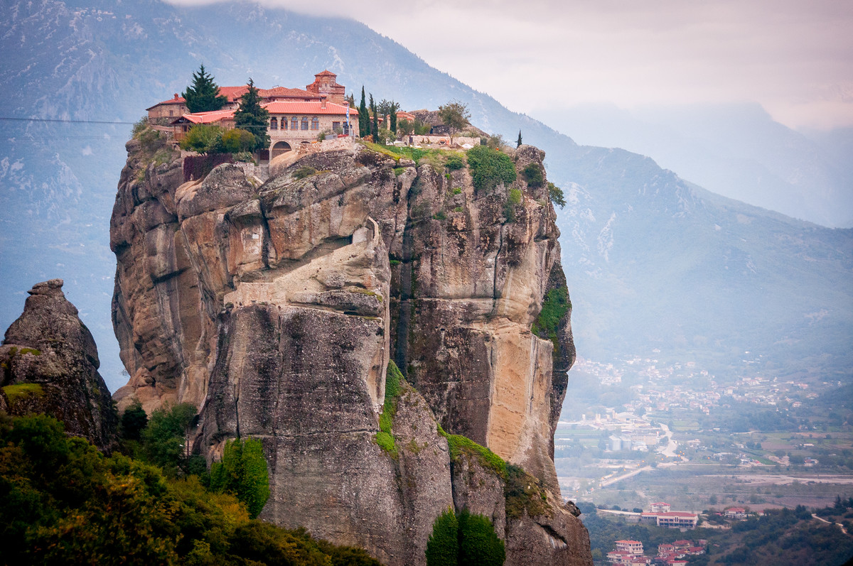 Tα 10 μέρη της Ελλάδας που πρέπει να επισκεφθείτε έστω και μία φορά στη ζωή σας