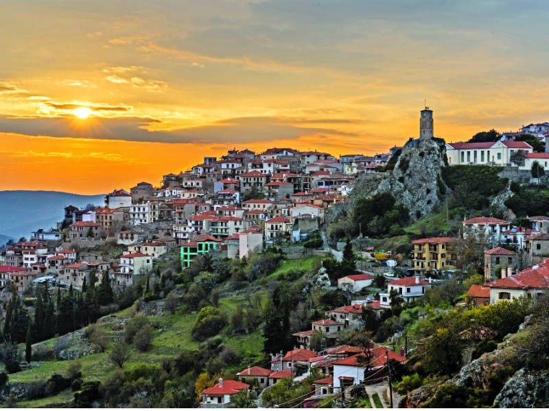 Αράχωβα: Ο απόλυτος οδηγός για ένα υπέροχο city break!