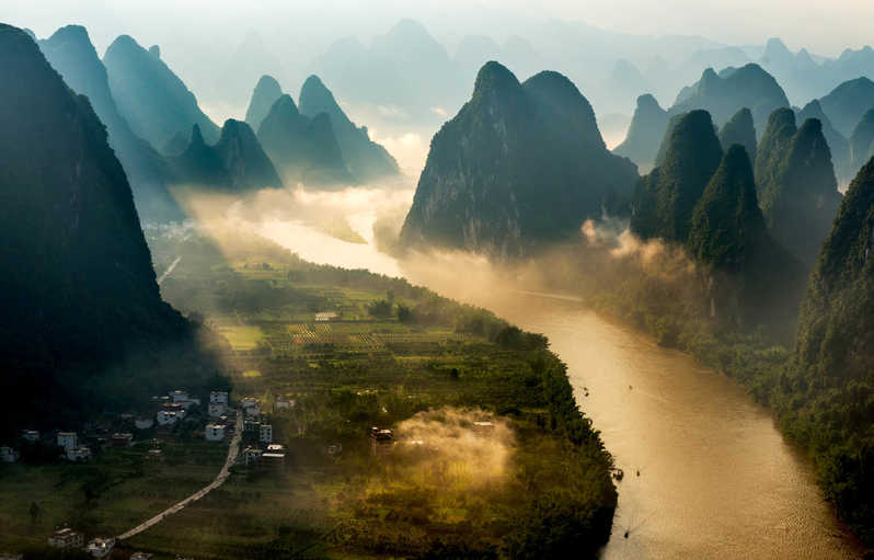 Κίνα: Τα πιο απίστευτα βουνά που θα δείτε ποτέ! (video)