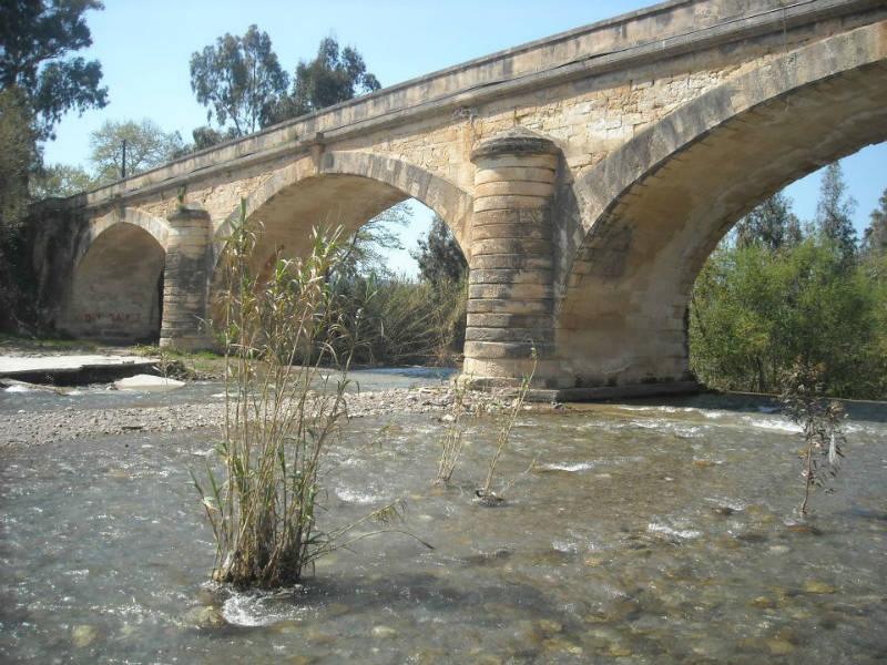 Κατέρρευσε η ιστορική γέφυρα του Κερίτη στα Χανιά!