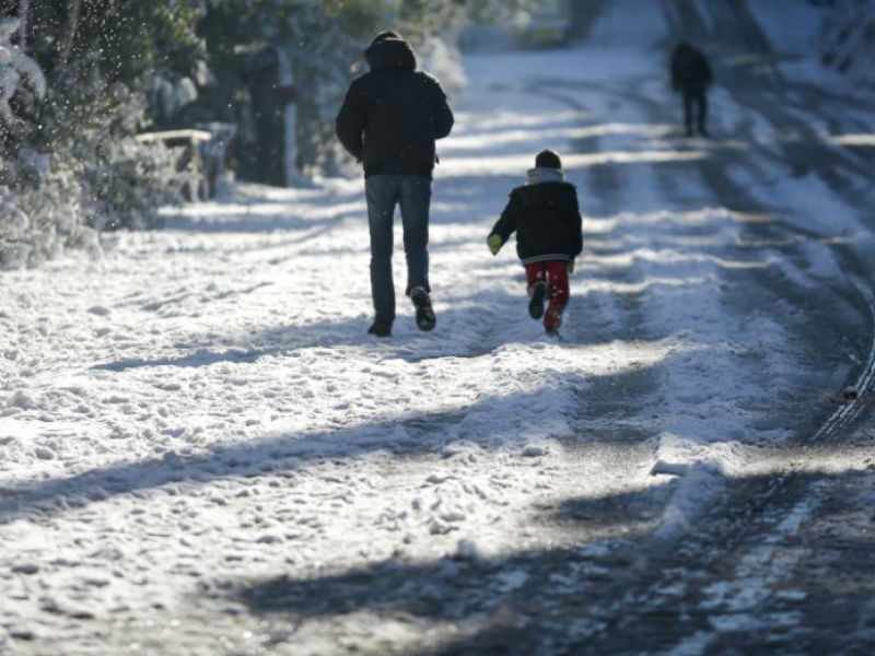 Καιρός: κακοκαιρία χιόνια