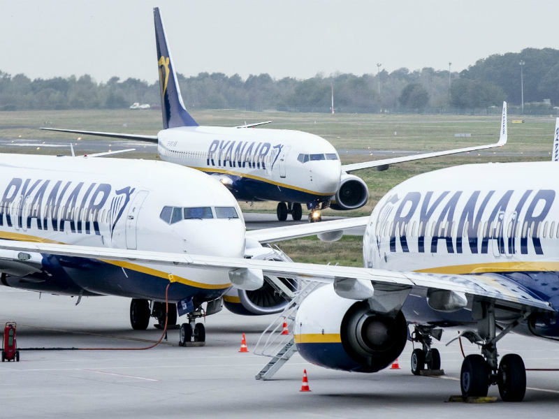 Ryanair προσφορές