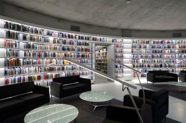 Η νέα βιβλιοθήκη στο Πανεπιστήμιο Κύπρου
