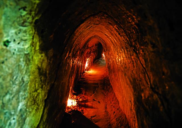 Σήραγγες Βιετνάμ - Dark Tourism