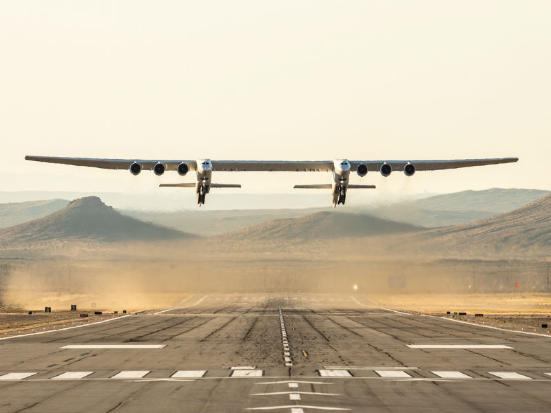 Stratolaunch: Το μεγαλύτερο αεροπλάνο στον κόσμο