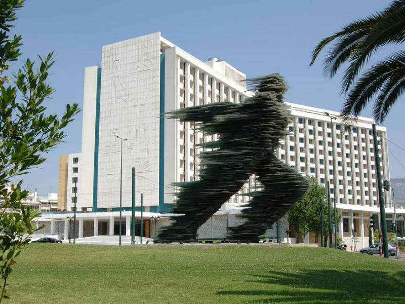 100 χρόνια Hilton