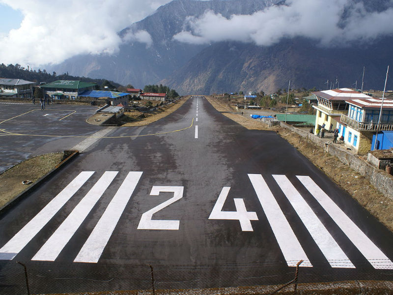 Επικίνδυνα αεροδρόμια - Lukla Airport