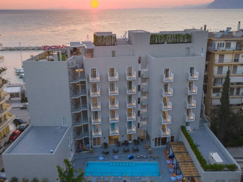 Ο θρυλικός "Μορέας" της Πάτρας μετατράπηκε στο πρώτο Moxy Hotel της Ελλάδας!