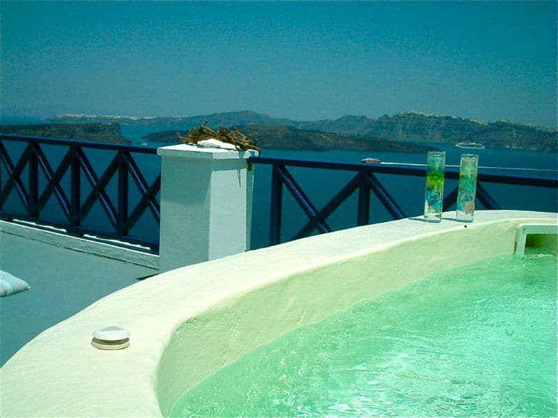 Στην Ελλάδα ένα από τα καλύτερα ξενοδοχεία στον κόσμο με τζακούζι!