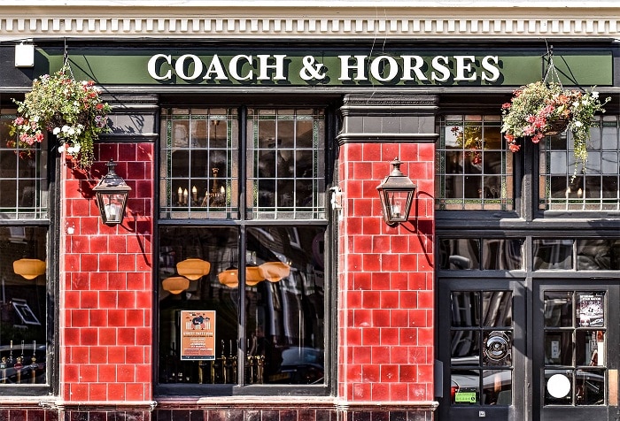 Παμπ Coach & Horses