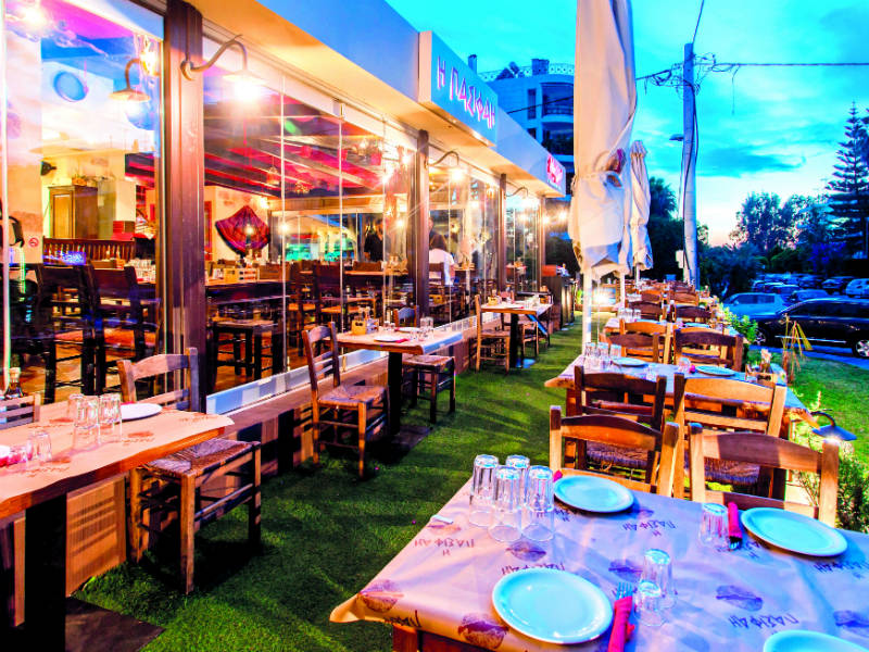 Πασιφάη: Το διάσημο κρητικό εστιατόριο των νοτίων προαστίων με ιστορία 19 χρόνων!
