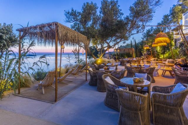 The Garden, Μύκονος - sunset bar