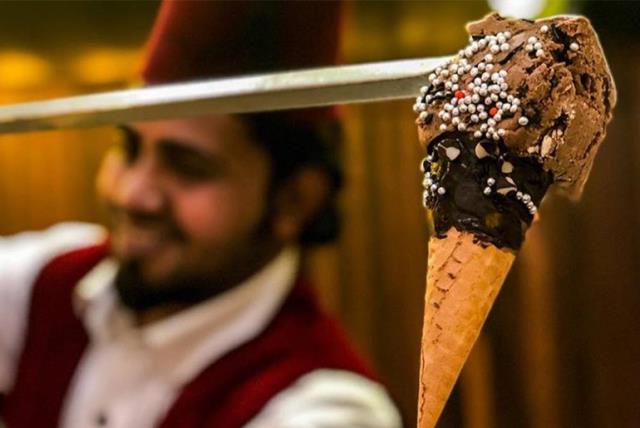 τουρκικό παγωτό - Κωνσταντινούπολη φαγητό