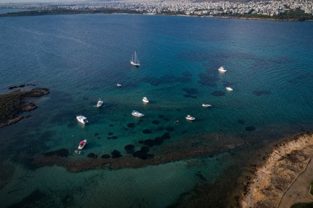 Υδρούσα - ιδιωτικό νησί Αττική