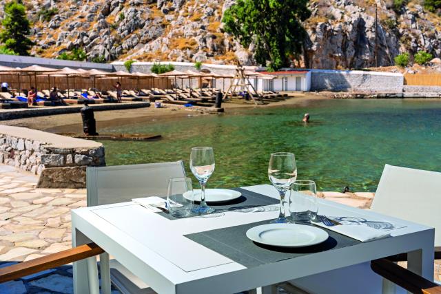 Mandraki beach resort εστιατόριο