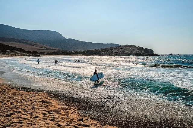 παραλία στην Αντίπαρο