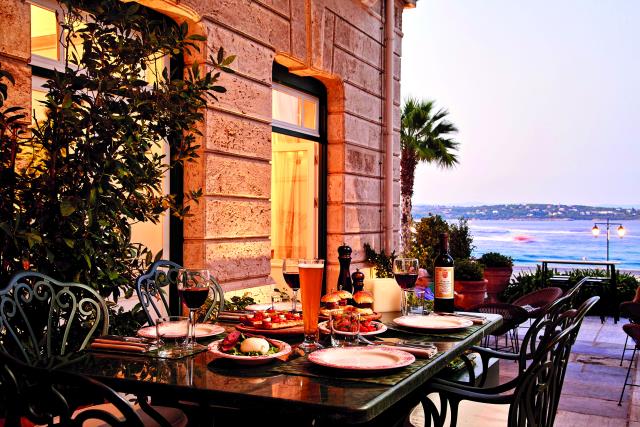 Poseidonion Grand Hotel - Il Cortile Meat Wine Restaurant