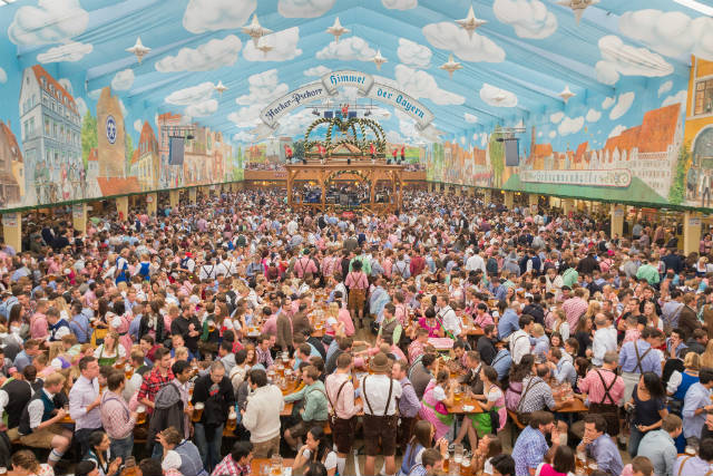 Oktoberfest φεστιβάλ μπύρας Μόναχο