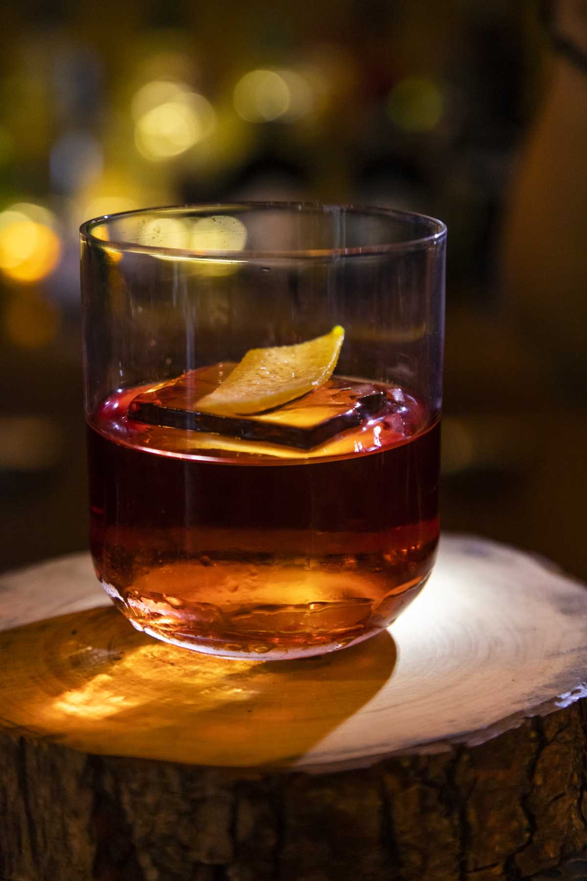 Misirlou bar  cocktail