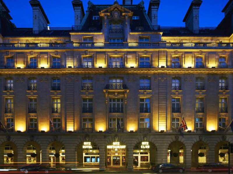 Λονδίνο: Πωλείται το εμβληματικό ξενοδοχείο «The Ritz» που λατρεύουν οι διάσημοι!
