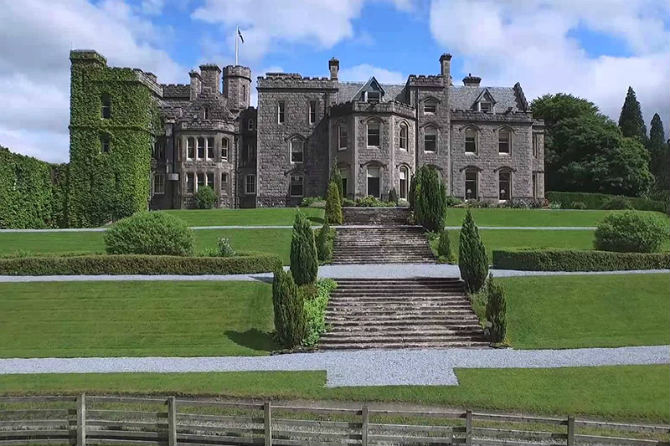Εξωτερική μορφή, Inverlochy Castle