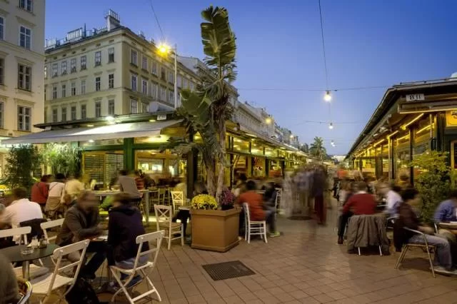 Naschmarkt, Αγορά στη Βιέννη