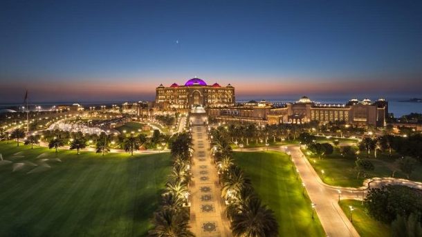 Emirates Palace, Αμπού ΝτάμπιΤο 