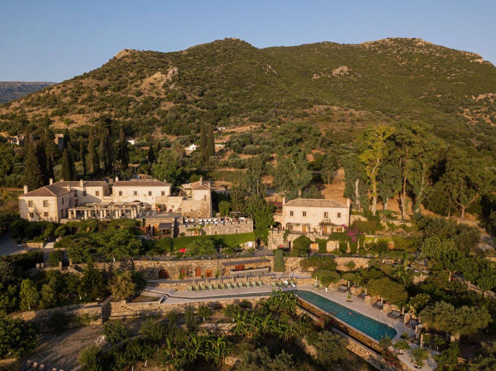 Πανοραμική άποψη του Kinsterna Hotel