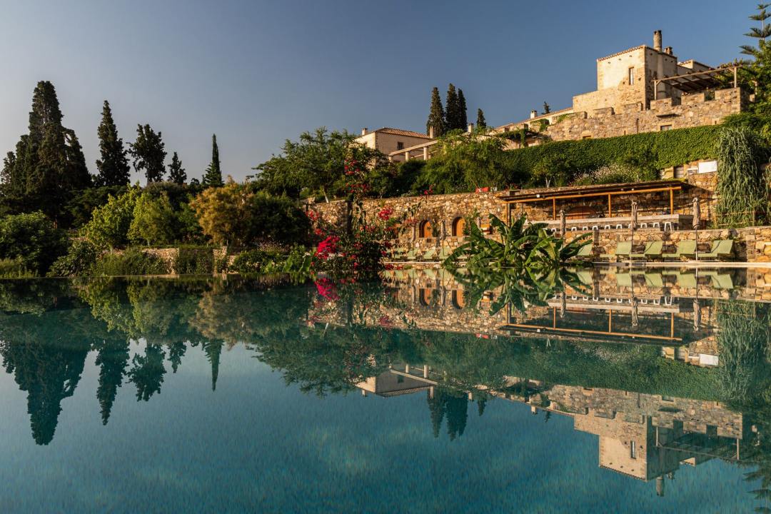 kinsterna hotel Ξενοδοχείο Kinsterna Μονεμβασιά