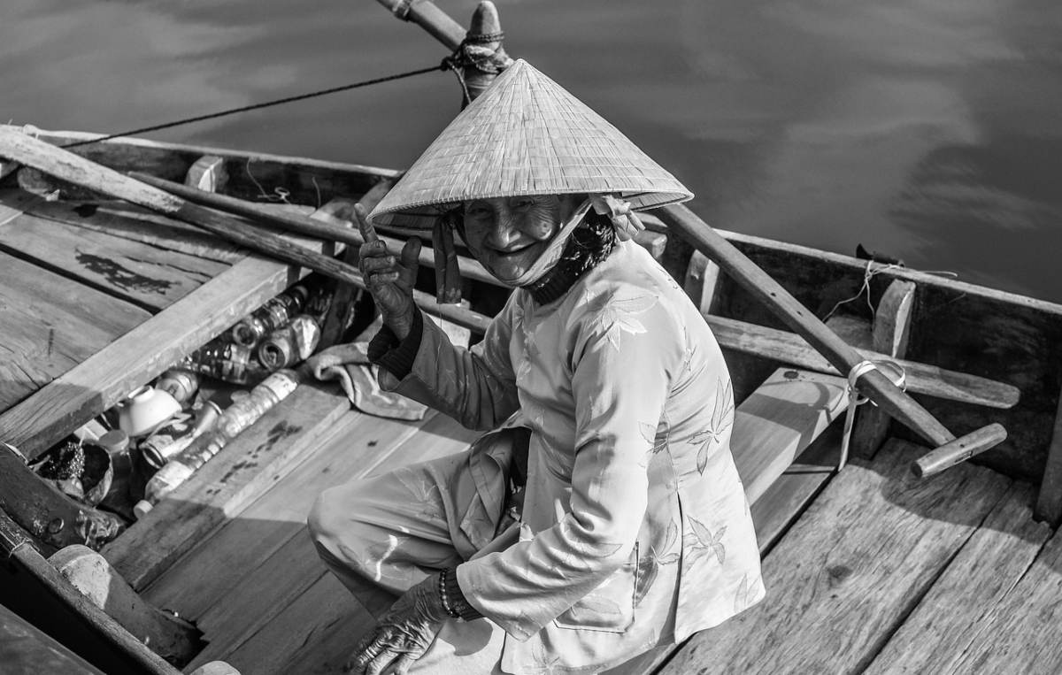 Σε πλωτή αγορά στο Βιετνάμ