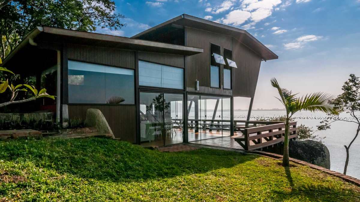 Beachside Abode, Βραζιλία