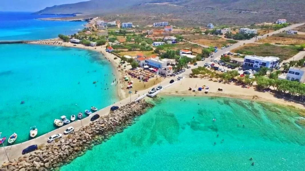 diakofti-kithyra-panoramika παραλια διακοφτι στα κυθηρα