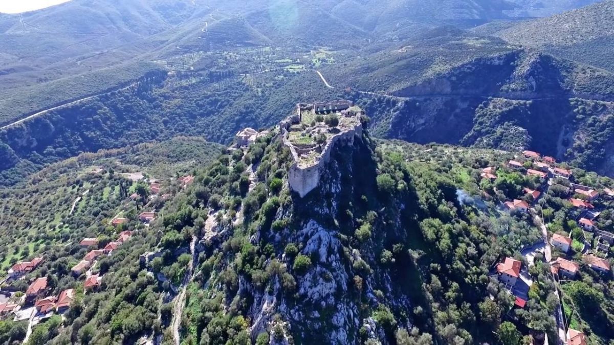 Καρύταινα, το ιστορικό χωριό της Πελοποννήσου