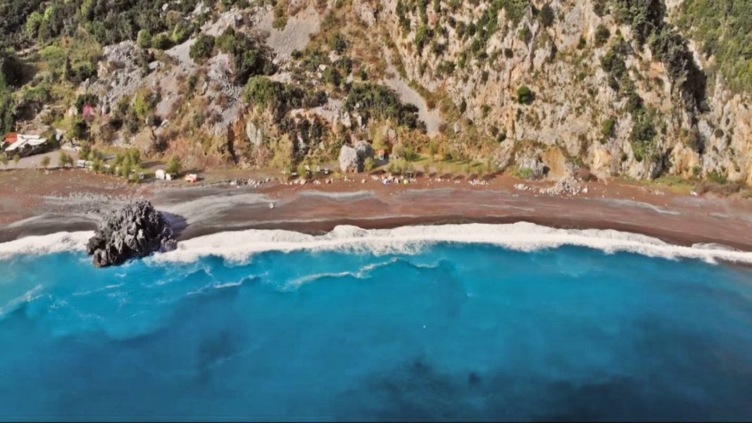 limnionas παραλία λιμνιώνα