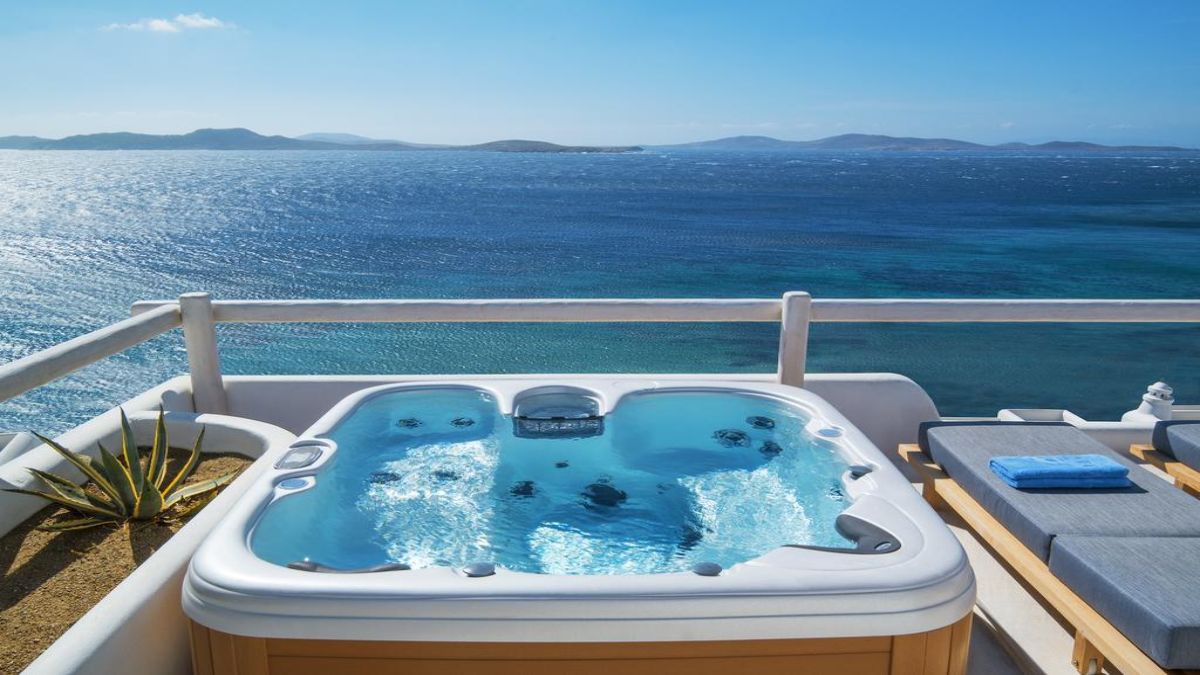 Ξενοδοχείο Mykonos Grand Hotel & Resort τζακουζι