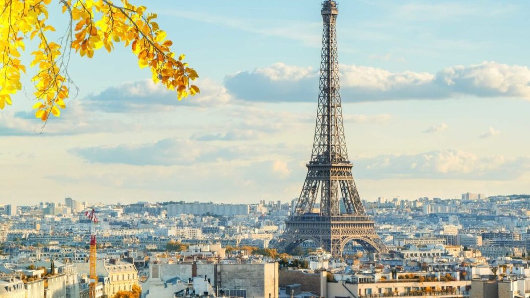 Παρίσι απαγόρευση κυκλοφορίας λόγω κορονοϊού και στον Πύργο του Άιφελ