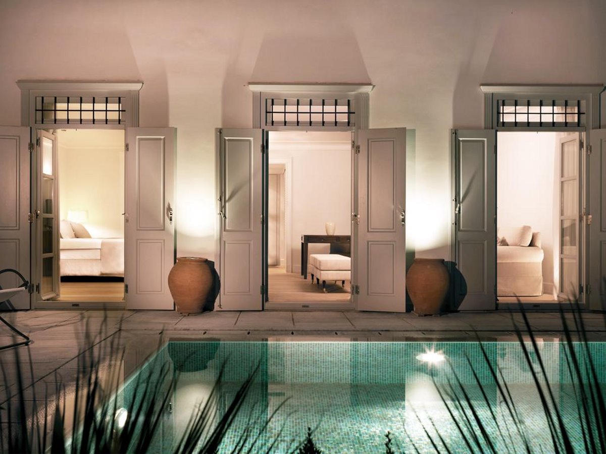 πισίνα Poseidonion Grand Hotel