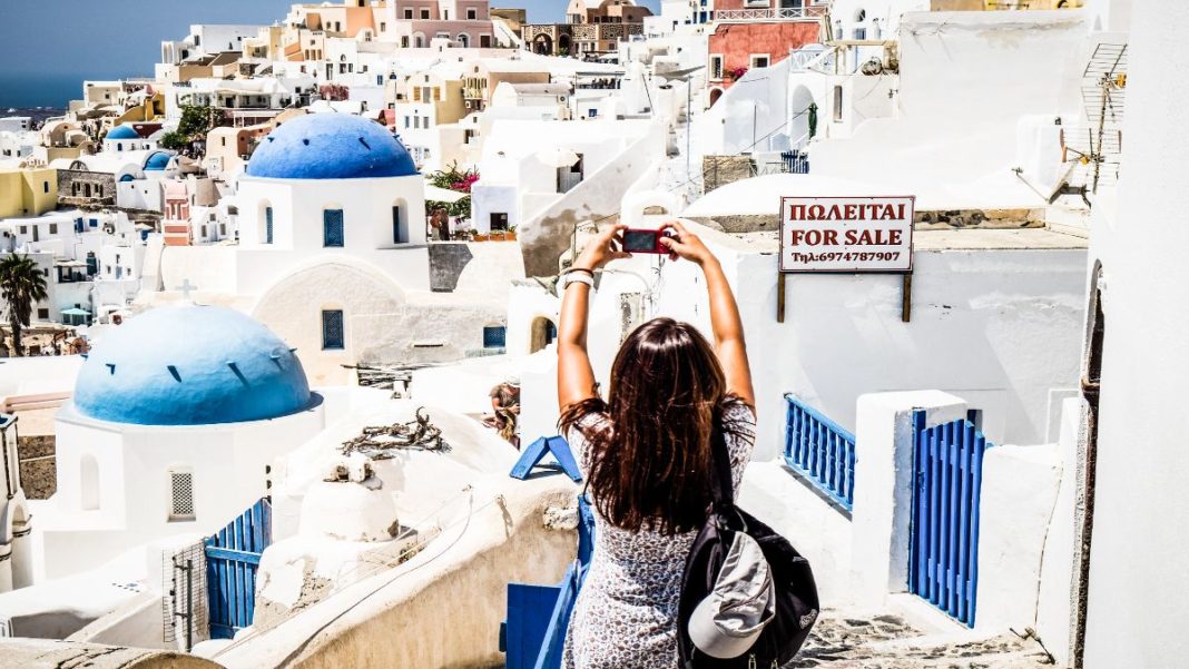 τέλος ο τουρισμος για την σεζον