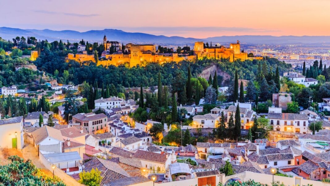 granada-kentriki Γρανάδα Ισπανία