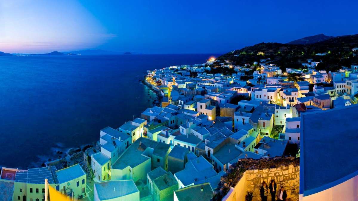 νίσυρος πανοραμική νυχτερινή
