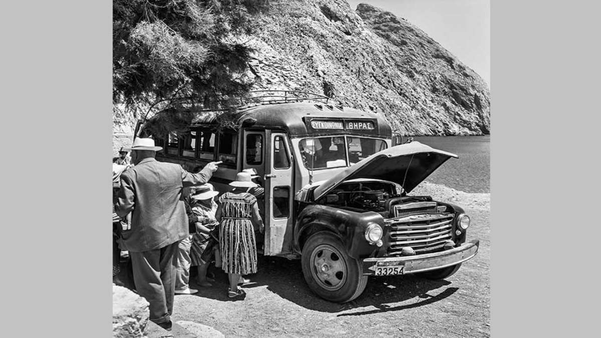 σαντορίνη 1950 μοναδικό λεωφορείο από περίσσα σε φηρά