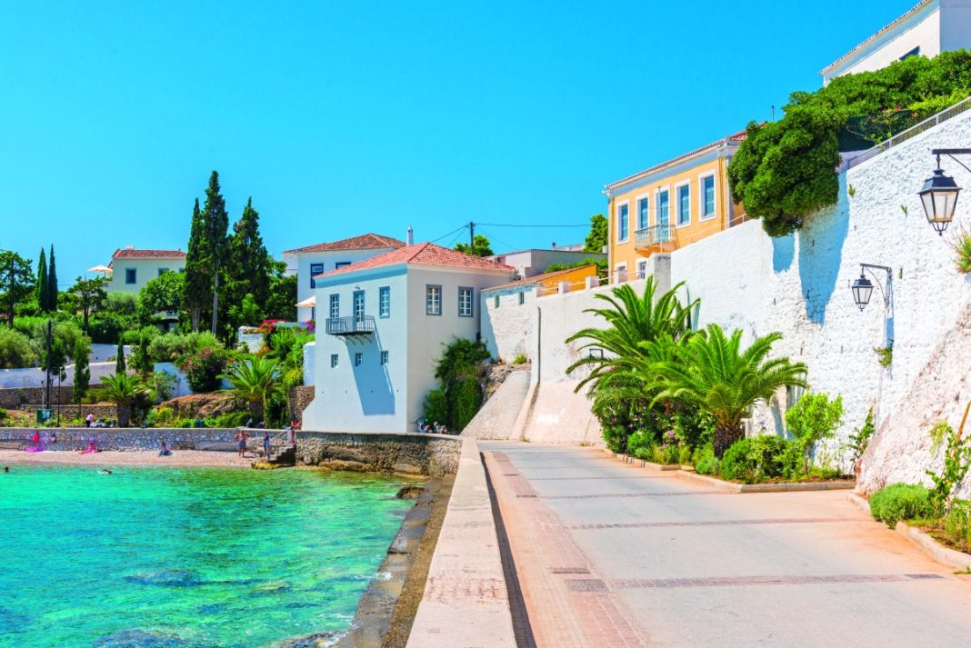 spetses paraliakos dromos
