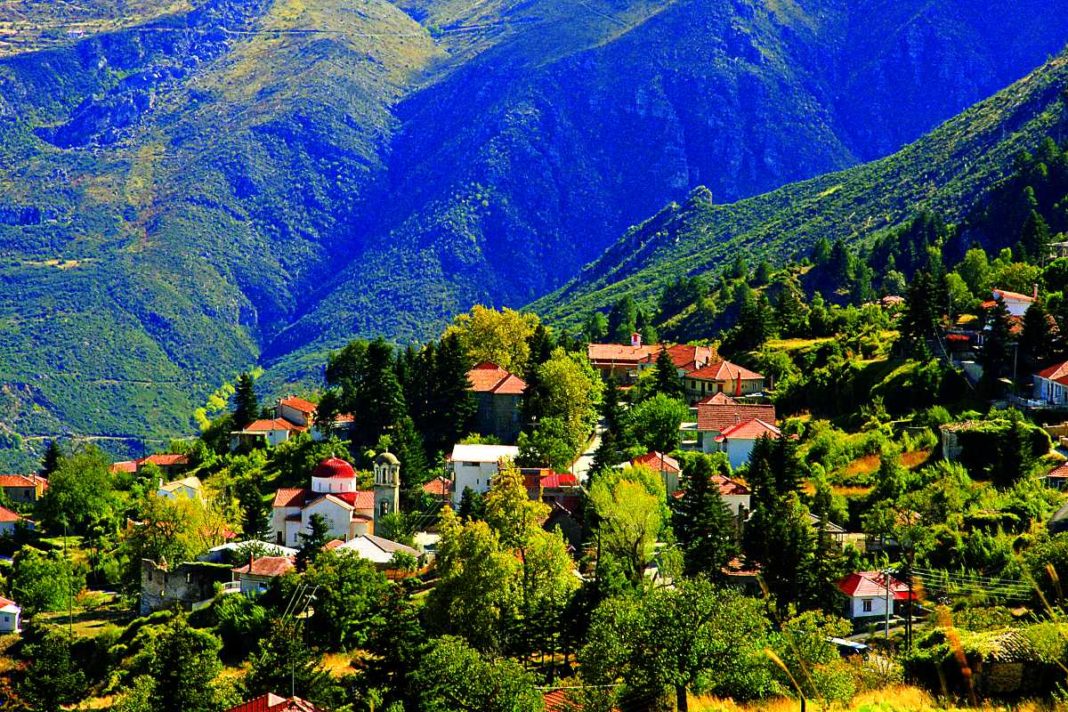 trikala korinthias Τρίκαλα Κορινθίας όμορφο χωριό Πελοπόννησος