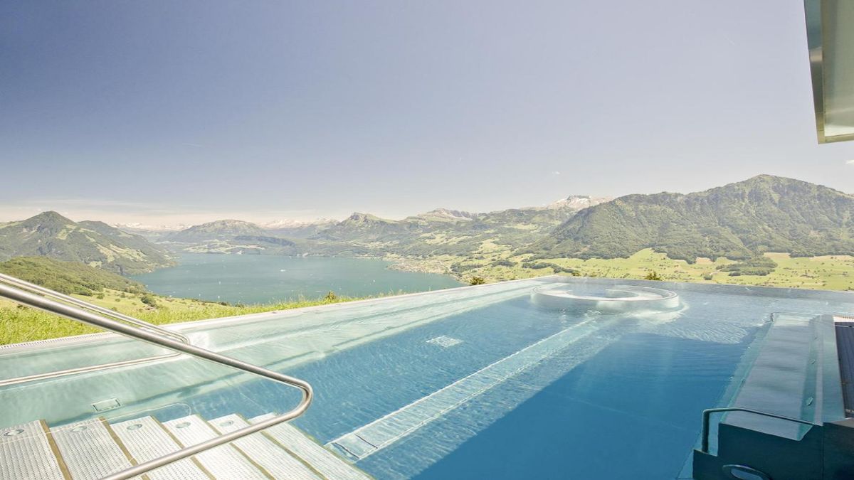 Villa Honegg, πισίνα